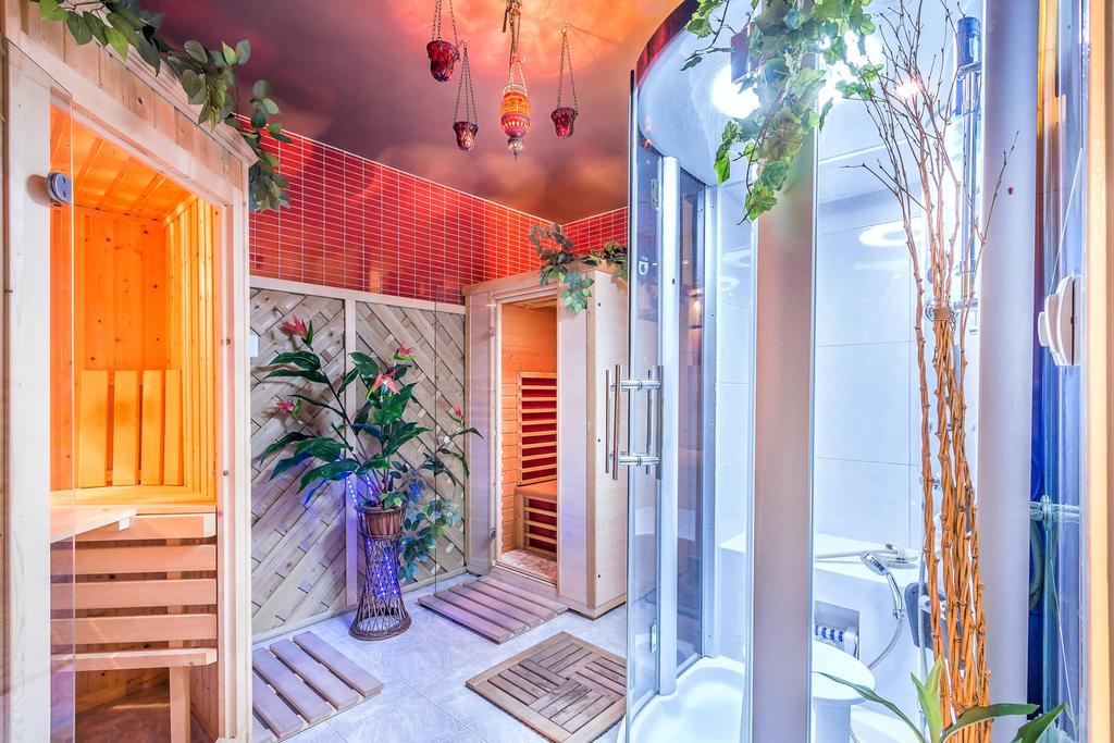 Villa Roses Apartments & Wellness Ічичі Екстер'єр фото