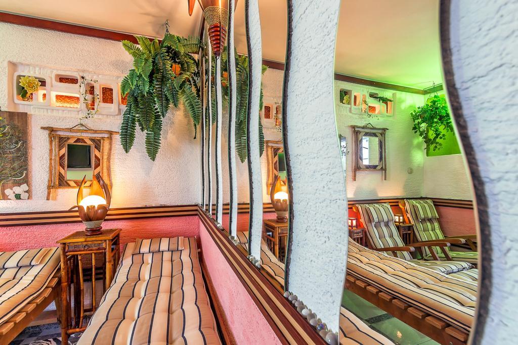 Villa Roses Apartments & Wellness Ічичі Екстер'єр фото
