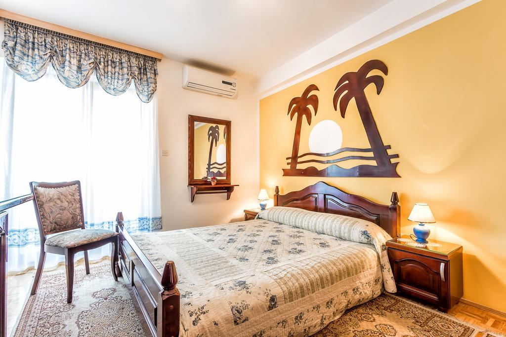 Villa Roses Apartments & Wellness Ічичі Екстер'єр фото