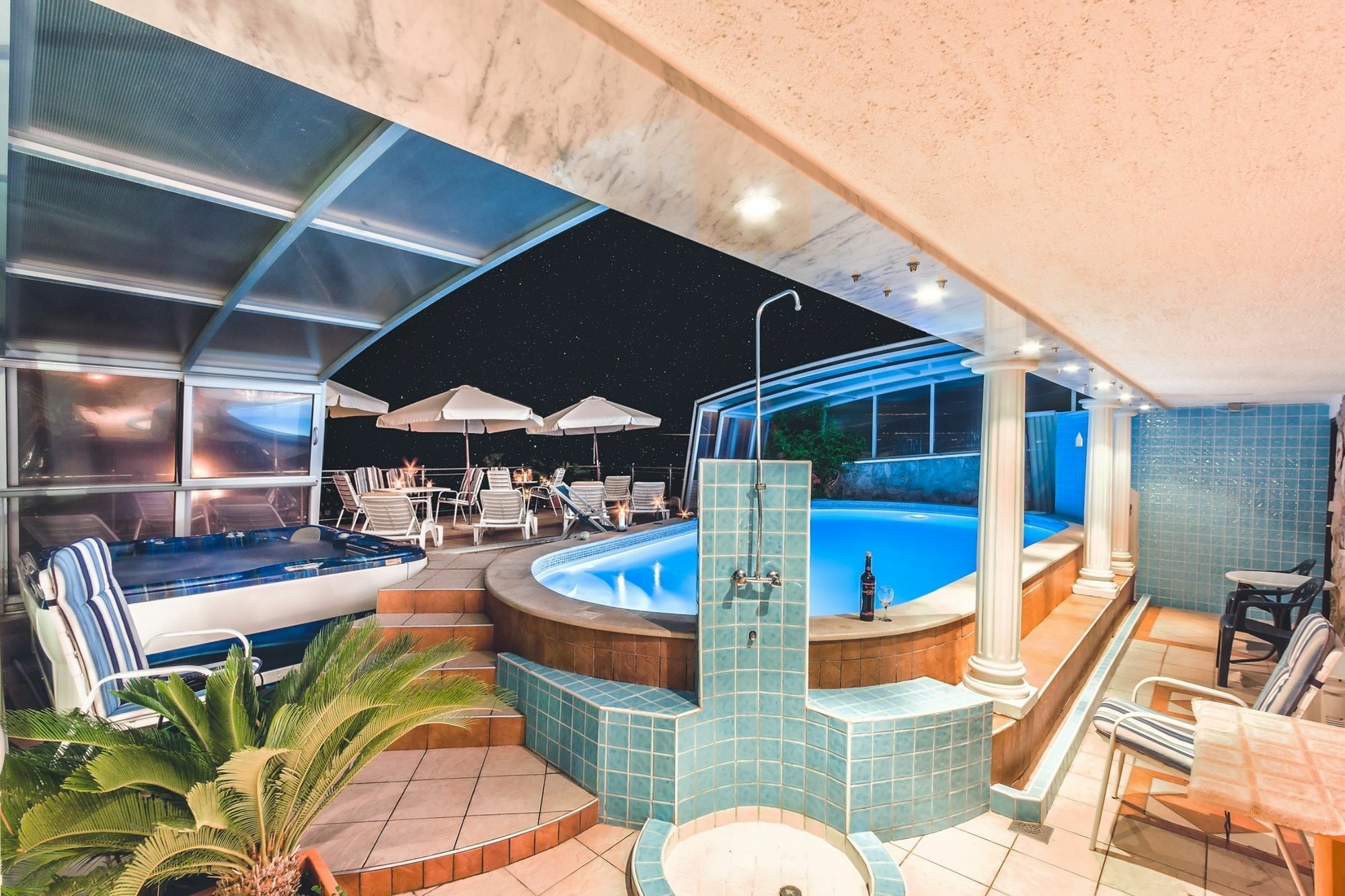 Villa Roses Apartments & Wellness Ічичі Екстер'єр фото