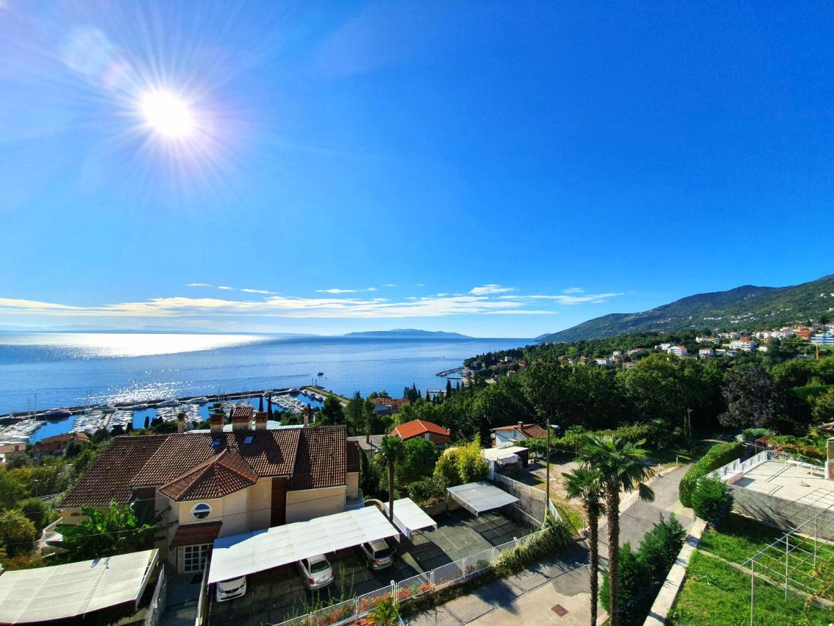 Villa Roses Apartments & Wellness Ічичі Екстер'єр фото